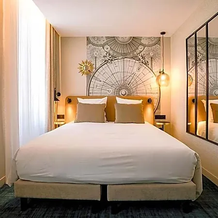 Urban Style Laperouse 4*