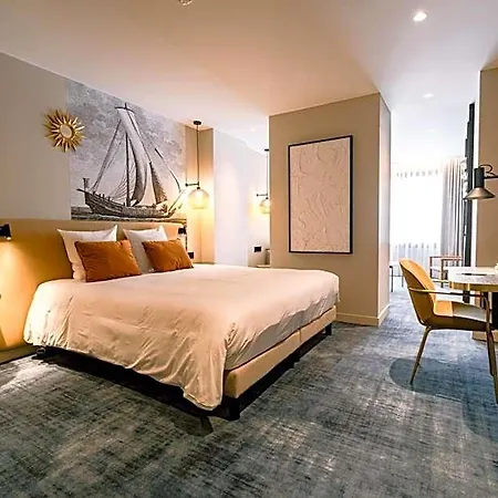 Hotel Urban Style Laperouse 4*