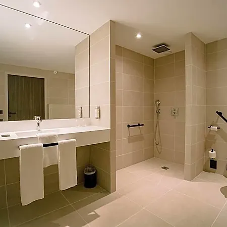 Urban Style Laperouse Hotel