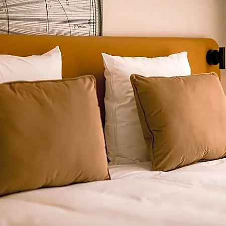 Urban Style Laperouse 4* Albi