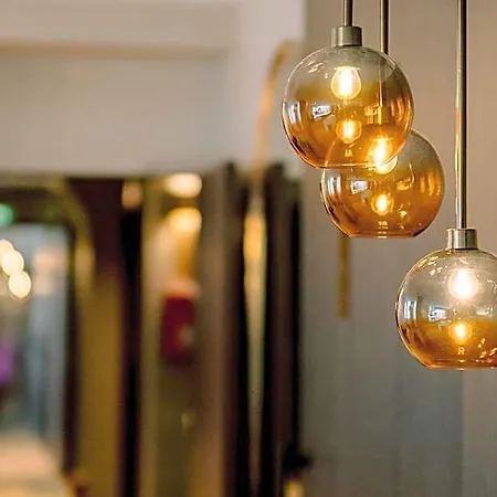 Urban Style Laperouse 4*