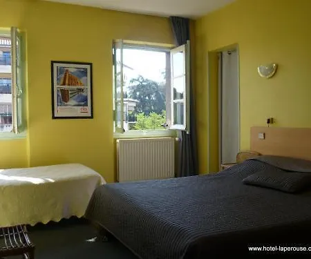 Urban Style Laperouse 4* ألبي